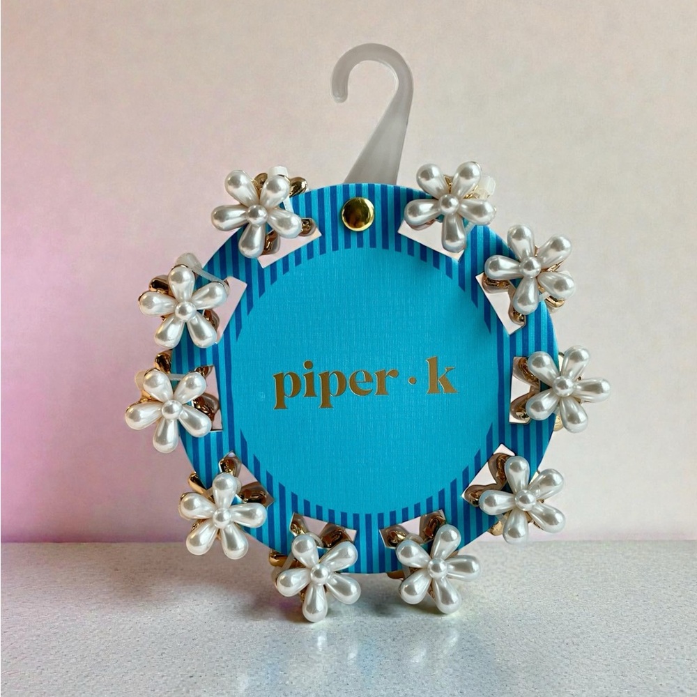 NWT Set of 10 Piper K White Flower Faux Lustrous Pearls Mini Hair Clips